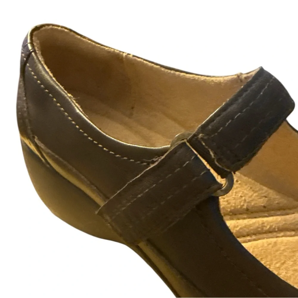 Naturalizer Brown Leather Mary Jane Comfort Heels 1.5” Low Heel Work Shoes 9.5M